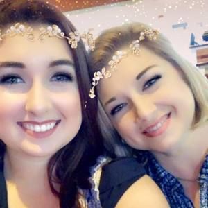 Meet your Posher, Noelle